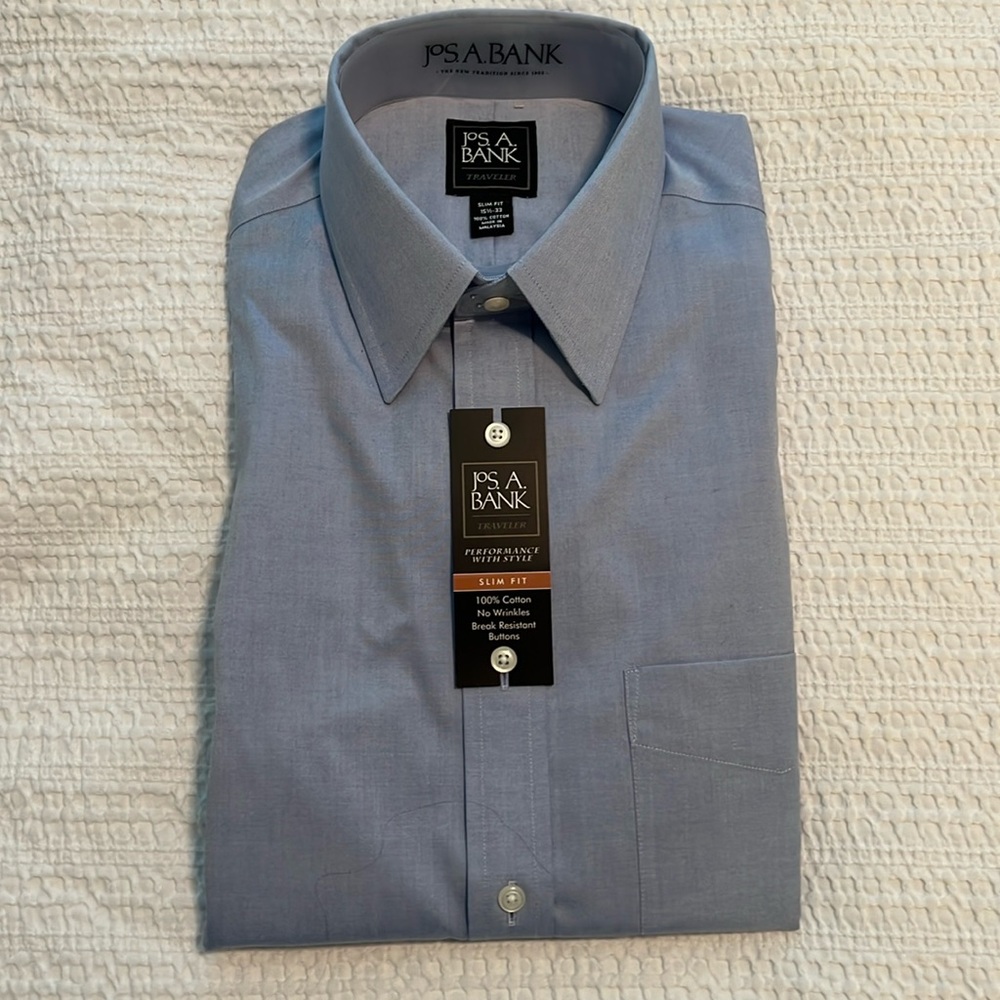 NWT Men’s Jo. A Banks dress shirt. Size 15.5 33